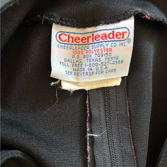 Cheerleader uniform. Great for costume - Picture 2 of 8